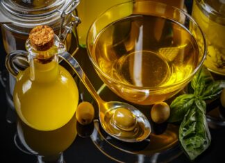 El Gobierno reduce al mínimo el IVA del aceite de oliva en Móstoles