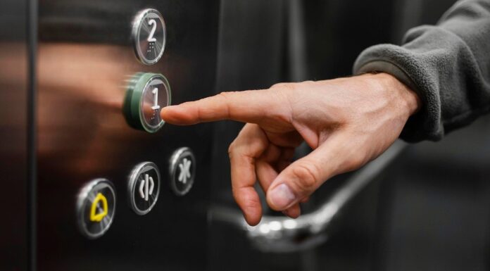 La nueva normativa sobre los ascensores que podría acarrear derramas de 30.000 euros para los vecinos de Móstoles