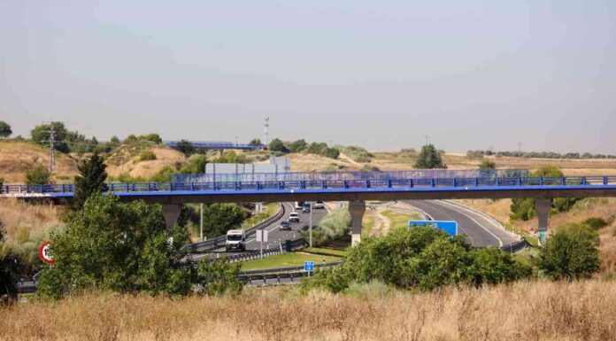 Los vecinos del PAU-4 de Móstoles tienen más cerca la conexión a la R5 Los vecinos del PAU-4 de Móstoles tienen más cerca la conexión a la R5