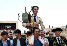 Víctor Hernández se alza con la Copa Chenel en la plaza de toros de Móstoles