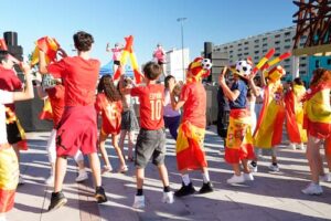 Llenazo absoluto en Móstoles para ver el triunfo de España en la Eurocopa