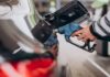 El precio del aceite y la gasolina se reduce en Móstoles en el último mes