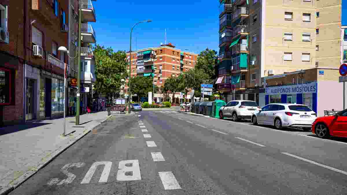 Suspendidas las obras de una de las calles principales de Móstoles