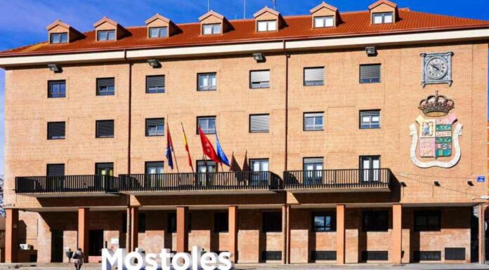 Móstoles abre inscripciones para la Jura de Bandera Civil Móstoles abre inscripciones para la Jura de Bandera Civil