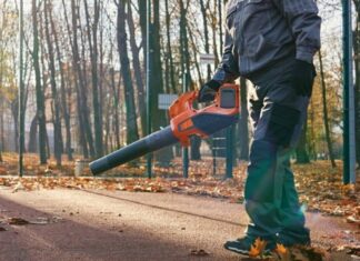 Vecinos de Móstoles denuncian ruidos de limpieza en horas tempranas Vecinos de Móstoles denuncian ruidos de limpieza en horas tempranas