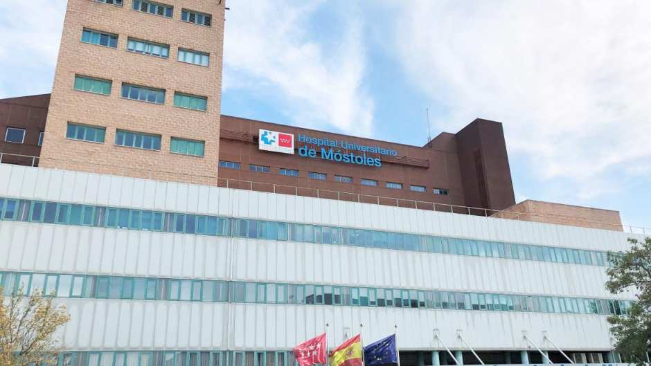 Se gradúa una nueva promoción de médicos especialistas en el Hospital de Móstoles