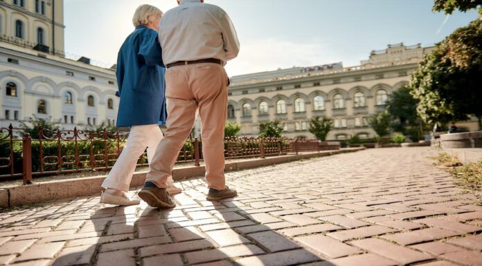 Comienza la nueva temporada de viajes del Imserso para los mayores de Móstoles