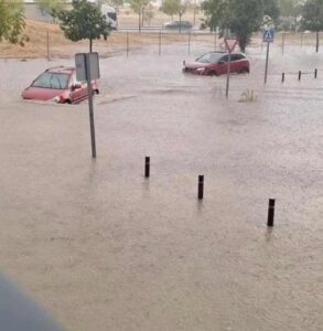 Las tormentas causan en Móstoles inundaciones y problemas en el transporte entre otras incidencias