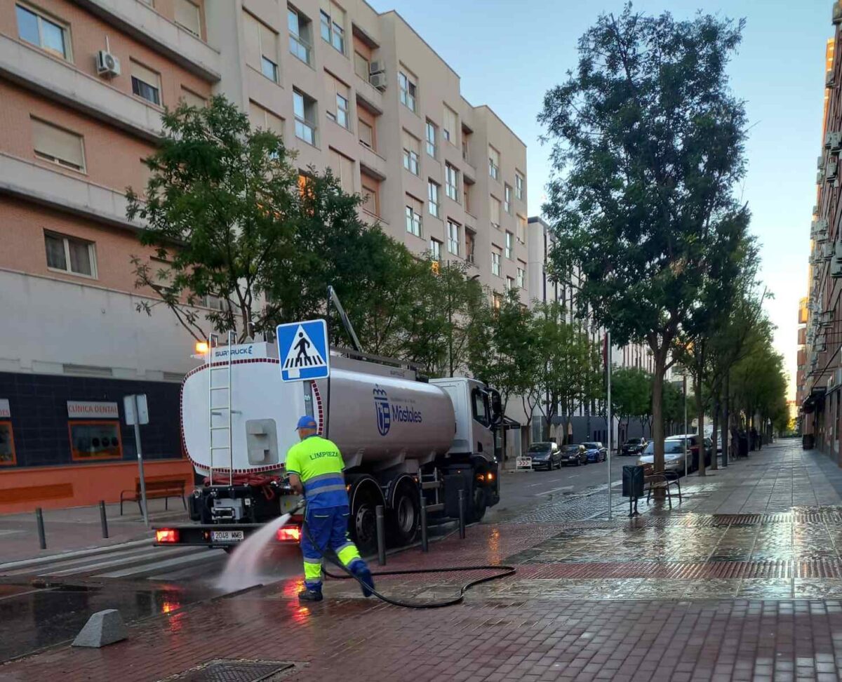 Refuerzo de limpieza para el PAU-4 de Móstoles