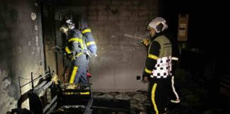 Incendio de una vivienda en la Avenida Dos de Mayo de Móstoles