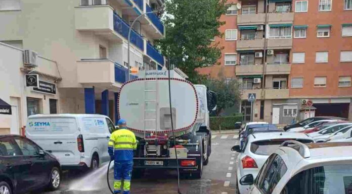 Continúa el Plan Intensivo de Limpieza en barrios de Móstoles