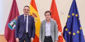 El alcalde de Móstoles se reúne con Almeida para abordar el soterramiento de la A-5