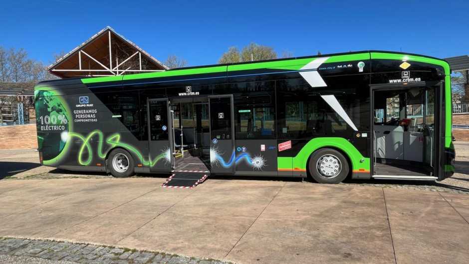 El bus de uso prioritario entre Móstoles y Arroyomolinos más cerca