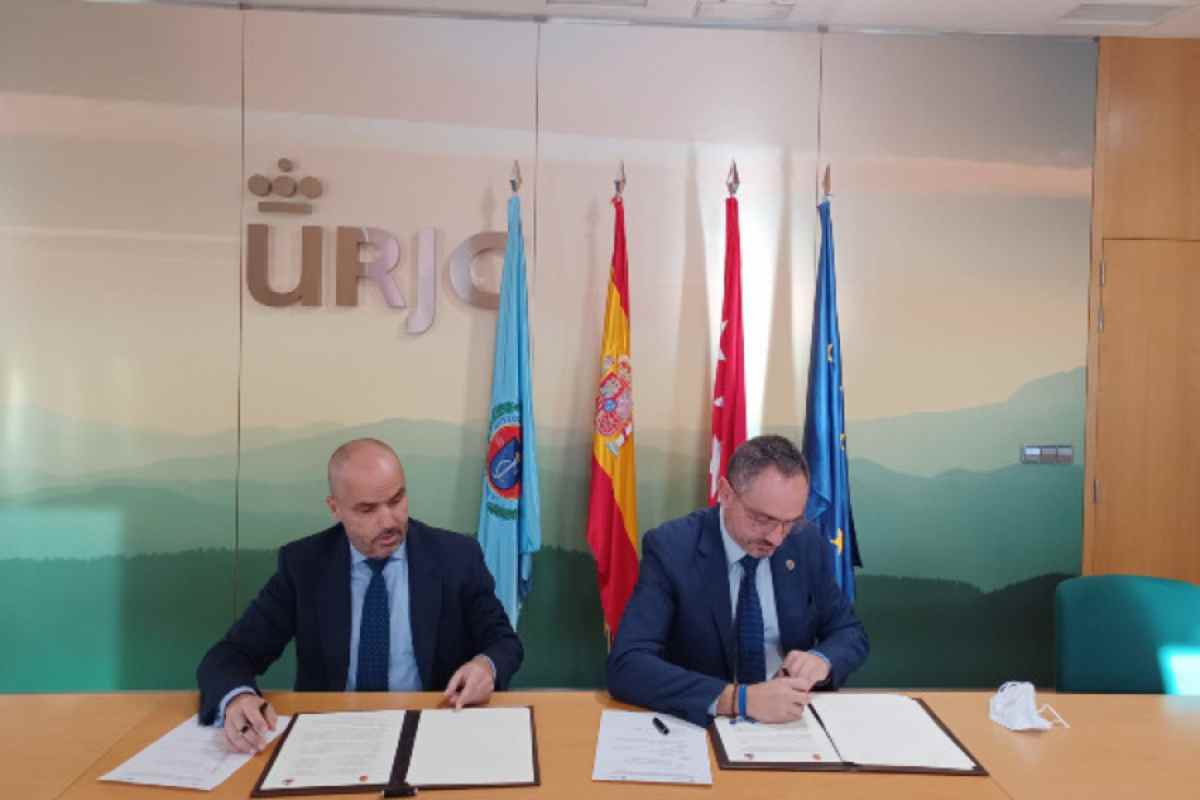 La URJC y Móstoles renuevan el convenio para la Universidad de Mayores