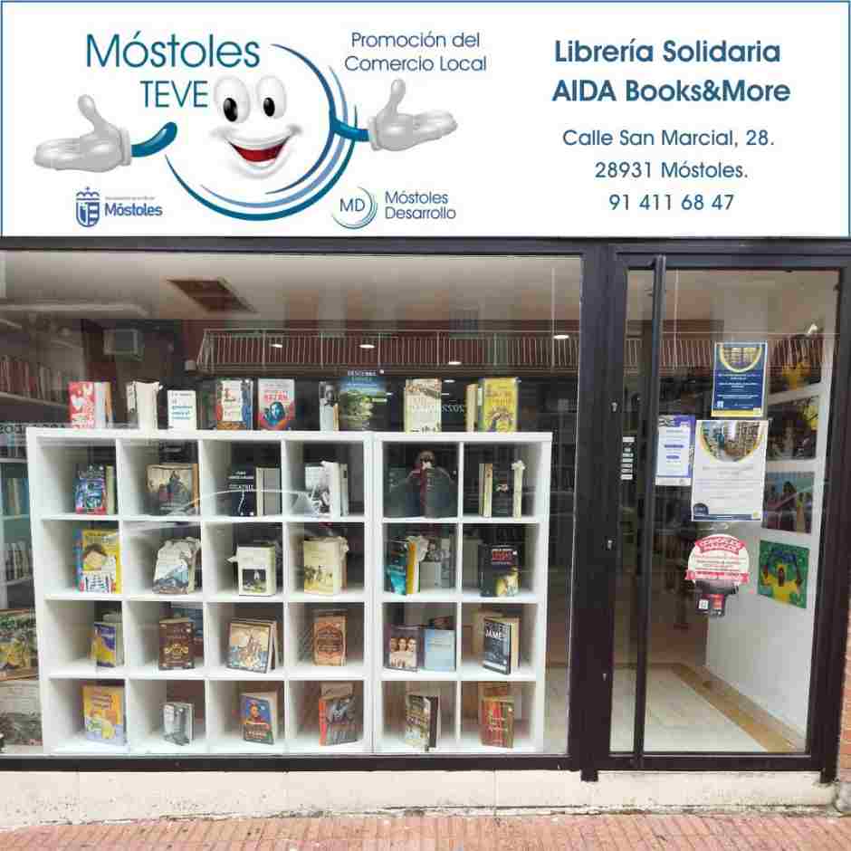 Mercadillo solidario de libros en el Campus de Móstoles de la URJC