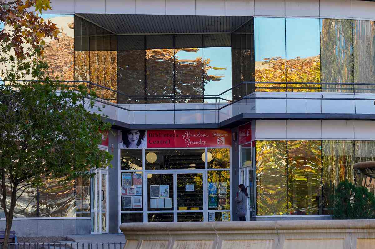 Las bibliotecas Central y de Parque Coimbra de Móstoles amplían su horario