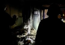 El día de Navidad finaliza con nueve intoxicados en el incendio de una vivienda en Móstoles