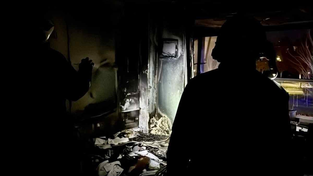 El día de Navidad finaliza con nueve intoxicados en el incendio de una vivienda en Móstoles