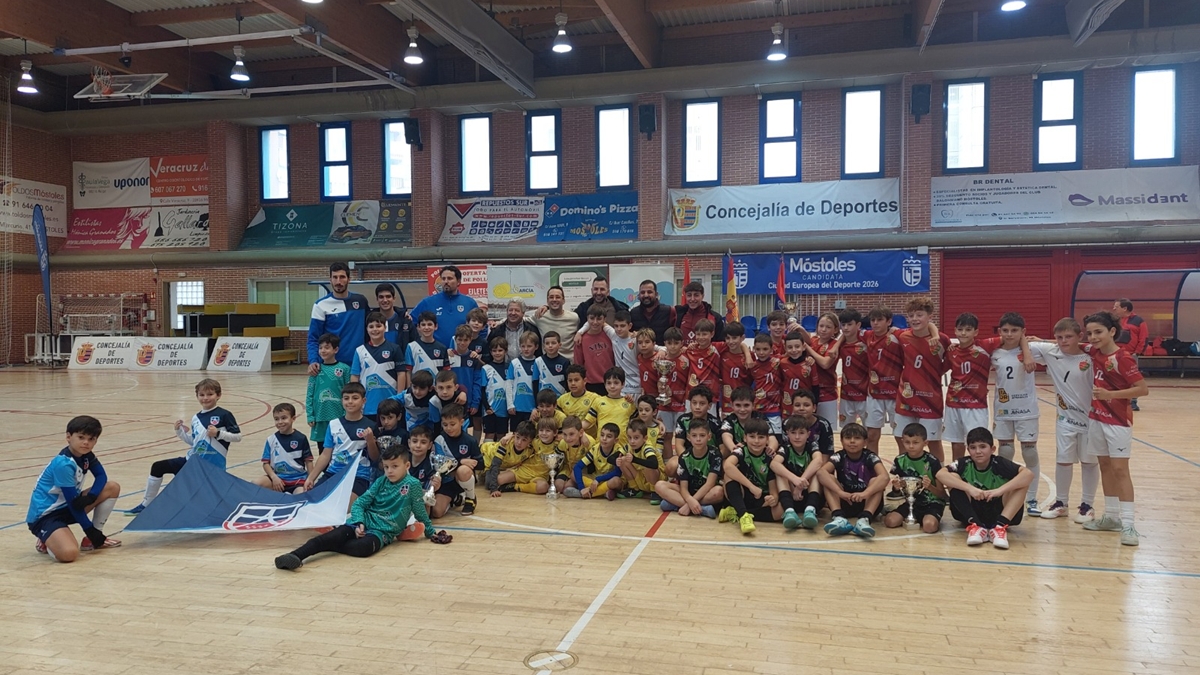 El II Torneo Solidario de Fútbol «Los Villanos» de Móstoles, rompe todos los récords