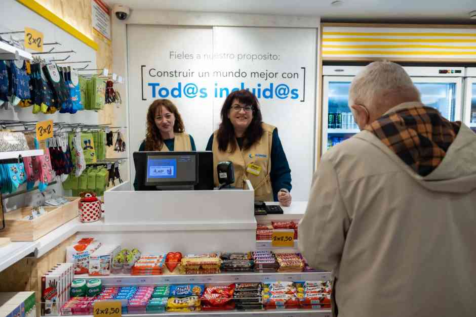 Reabre la tienda Ilunion en el Hospital Rey Juan Carlos de Móstoles