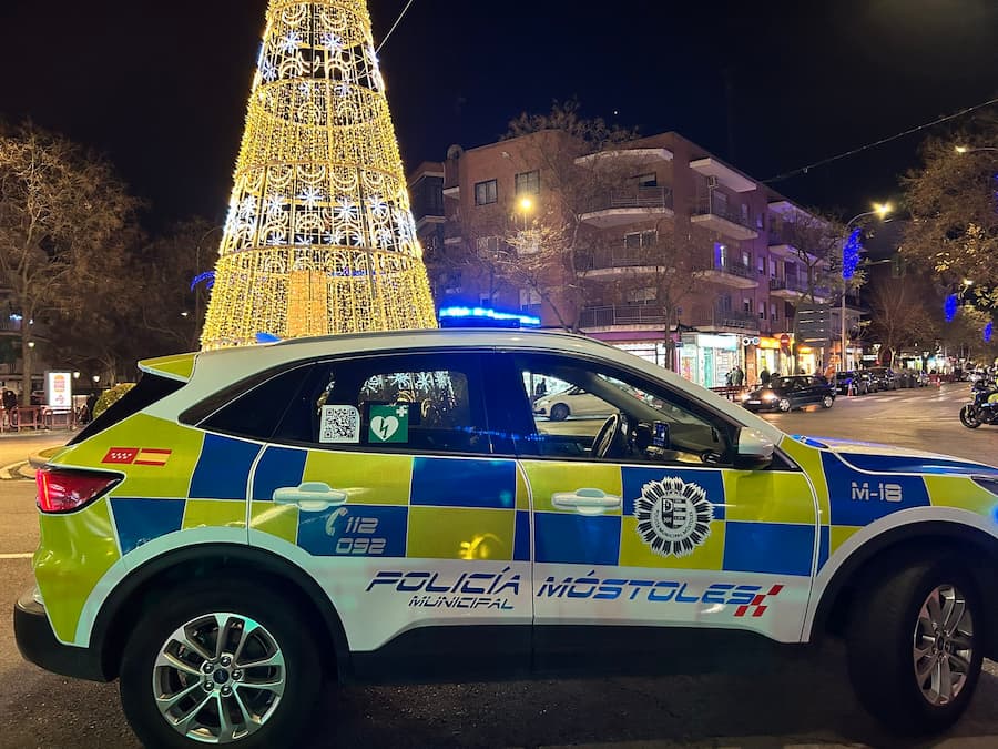 Varios cortes en las calles de Móstoles con motivo de la Cabalgata de los Reyes Magos