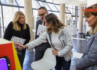 Alumnos de Móstoles se forman con el INCIBE