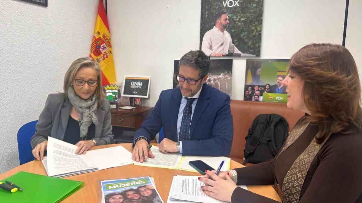 Modificar los criterios de ayudas escolares en Móstoles