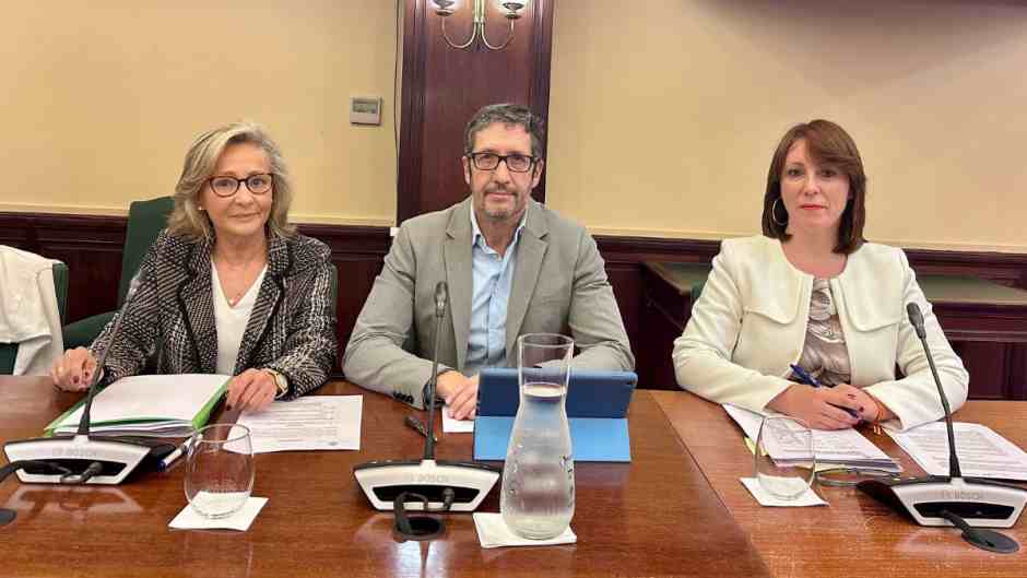 Modificar los criterios de ayudas escolares en Móstoles