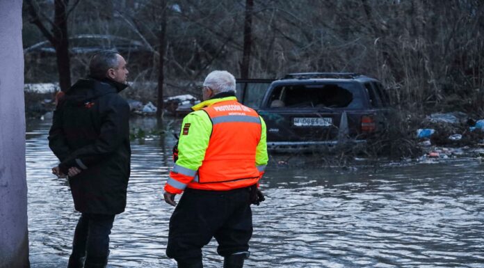 Móstoles mantiene el Plan de Emergencias ‘Inundamost’ activo por fuertes lluvias Móstoles mantiene el Plan de Emergencias Inundamost activo por fuertes lluvias