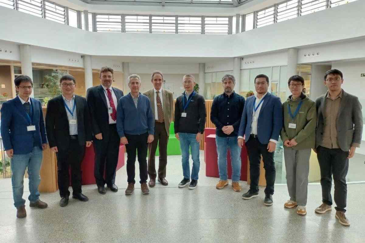 Encuentro entre Huawei e IMDEA Energía de Móstoles