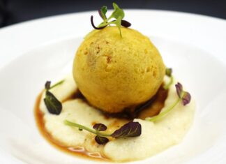 La escuela de hostelería Simone Ortega de Móstoles disputará la final de ‘Talentos by Abril’ 2025