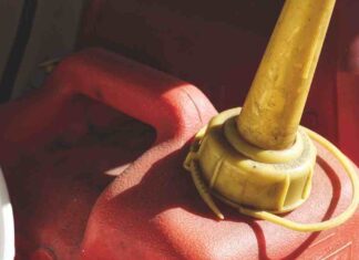 Más de 10 años de prisión para el hombre que incendio la puerta de sus vecinos en Móstoles