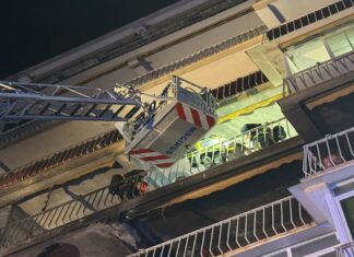 Un incendio en una vivienda de Móstoles deja a una mujer herida de gravedad