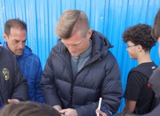 Toni Kroos, visitante de lujo en Móstoles durante la Madrid ESEI Star Cup