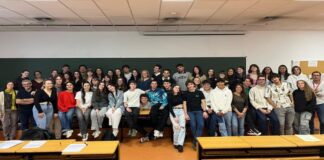 Móstoles combate la cotorra argentina con educación ambiental