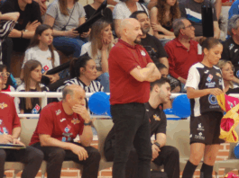 El MRB Móstoles FSF se despide de su técnico y dos jugadoras