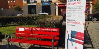 Móstoles instala un “banco para compartir” contra la soledad no deseada