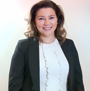 Yolanda Ruiz Barahona: «Nos gusta trabajar mucho con pequeñas empresas y autónomos de Móstoles para ayudarles a despegar»
