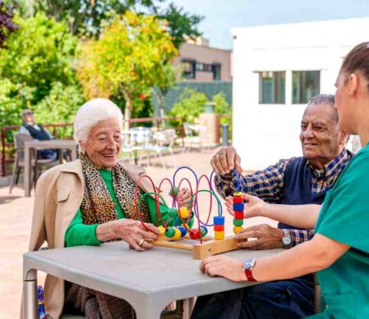 Formación gratuita para los familiares y profesionales de personas con Alzehimer en Móstoles