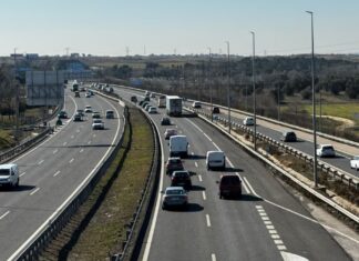 *Queda terminantemente prohibido el uso o distribución sin previo consentimiento del texto o de las imágenes que aparecen en este artículo. Suscríbete gratis al Canal de WhatsApp Canal de Telegram La actualidad de Móstoles en mostoleshoy.com