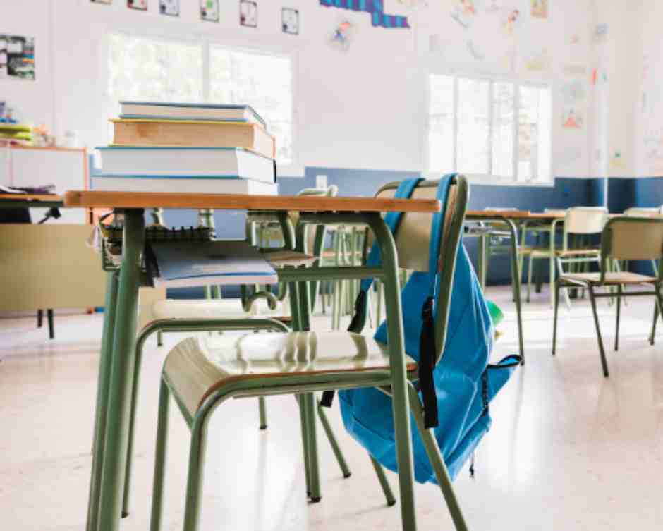 Vox Móstoles quiere alejar el PLACM de las aulas mostoleñas