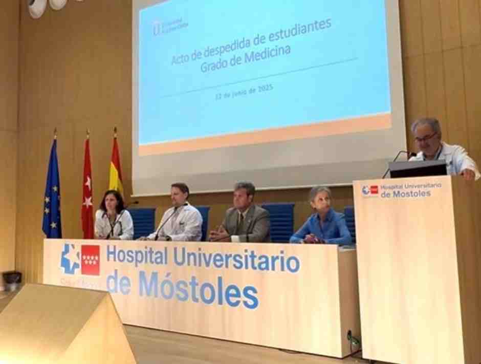 Graduación de 29 alumnos en medicina en el Hospital Universitario de Móstoles