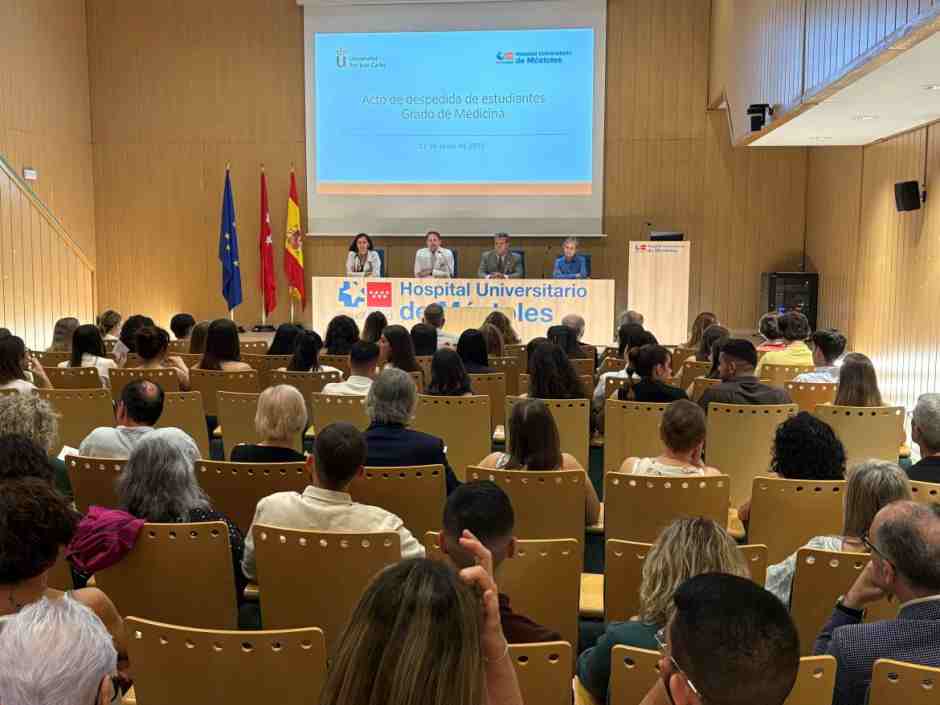 Graduación de 29 alumnos en medicina en el Hospital Universitario de Móstoles