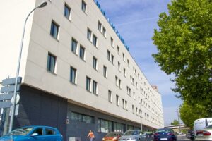 La venta de la parcela de la residencia Camelias queda paralizada por el Ayuntamiento de Móstoles