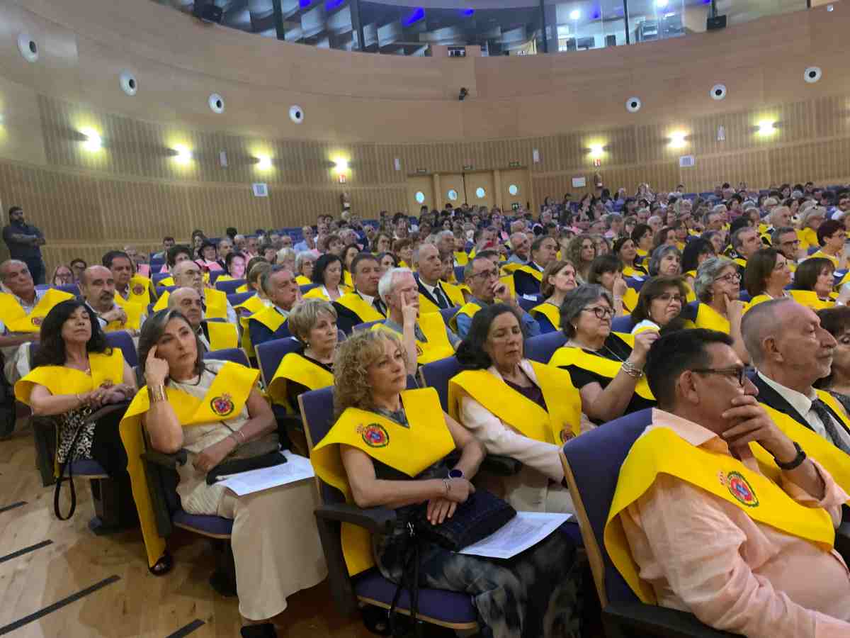 Los mayores de la URJC se gradúan en Móstoles