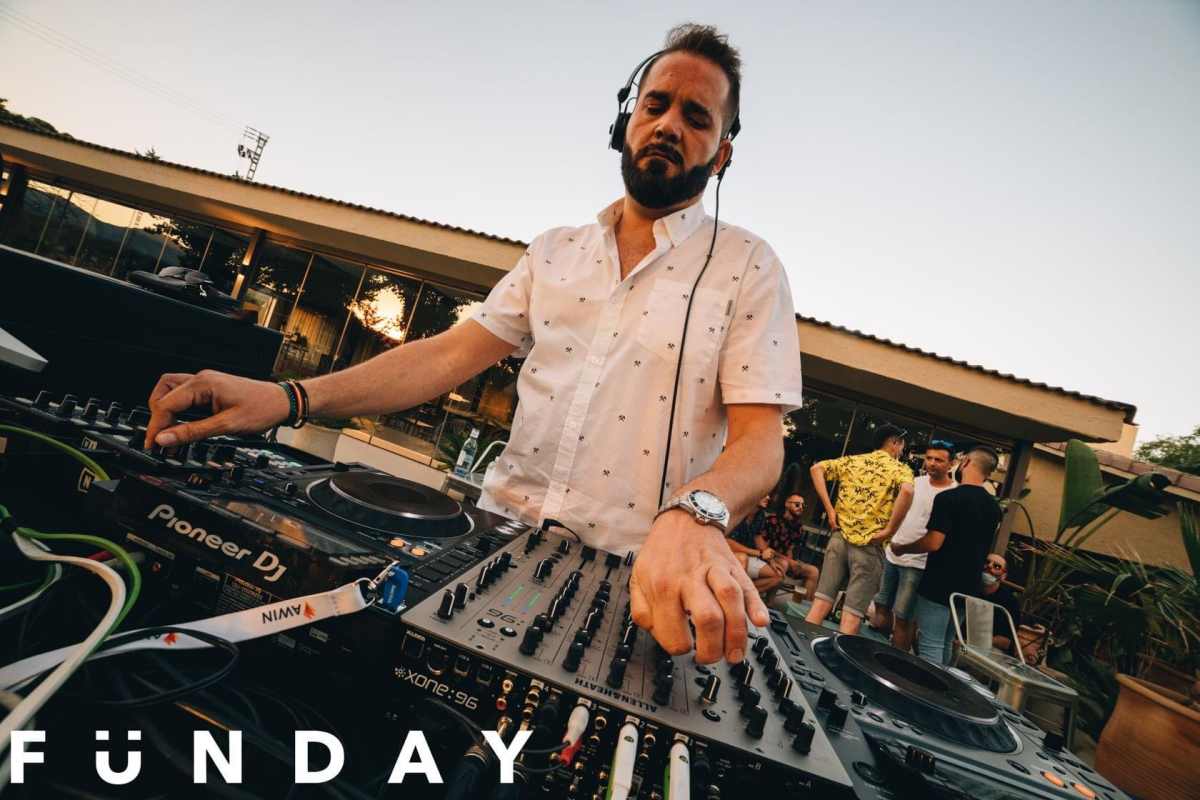 Javier Velada “ya ponía vinilos mientras jugaba a los GiJoe, siempre la música ha estado conmigo”