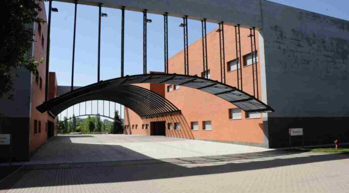 Jornada de puertas abiertas en el campus de Móstoles de la URJC