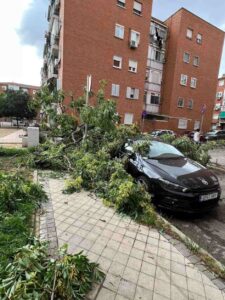Fuertes rachas de viento protagonizan la tarde del martes en Móstoles