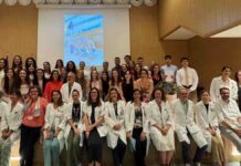 Graduación de 29 alumnos en medicina en el Hospital Universitario de Móstoles