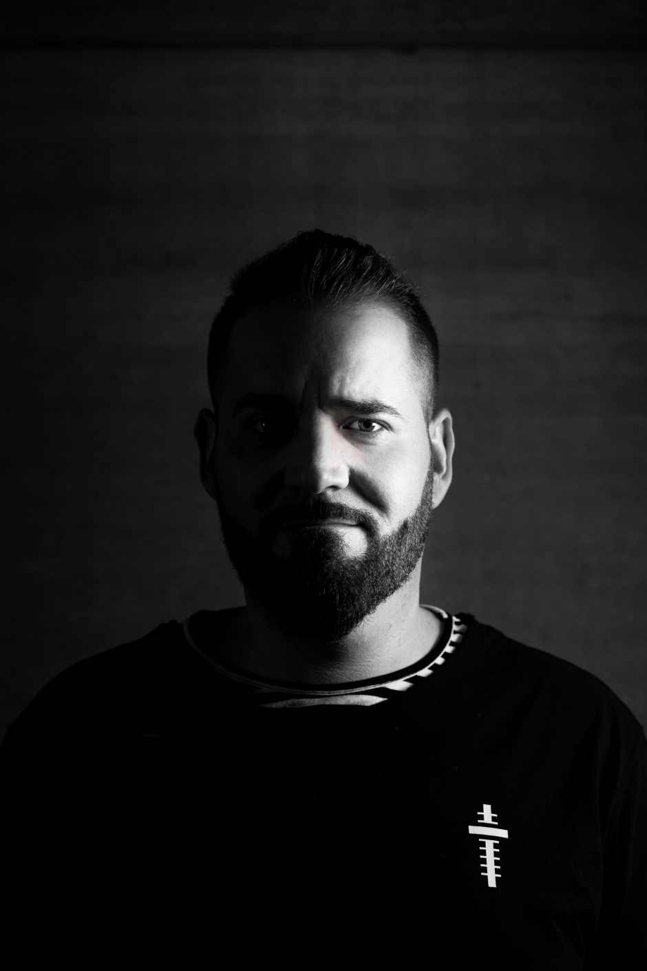  Javier Velada “ya ponía vinilos mientras jugaba a los GiJoe, siempre la música ha estado conmigo”